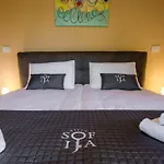 Sofija 3*