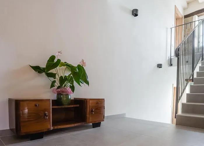 Sofija Bed and Breakfast 3*